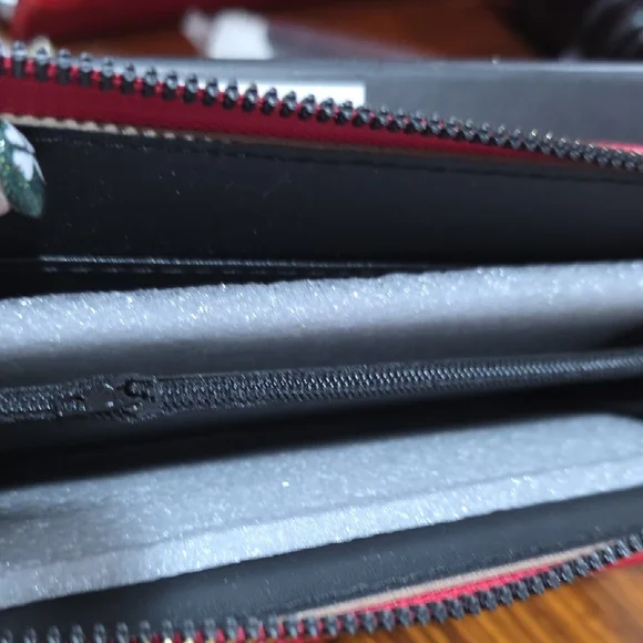 Red Wallet with Gold Accent - Picture 7 of 8